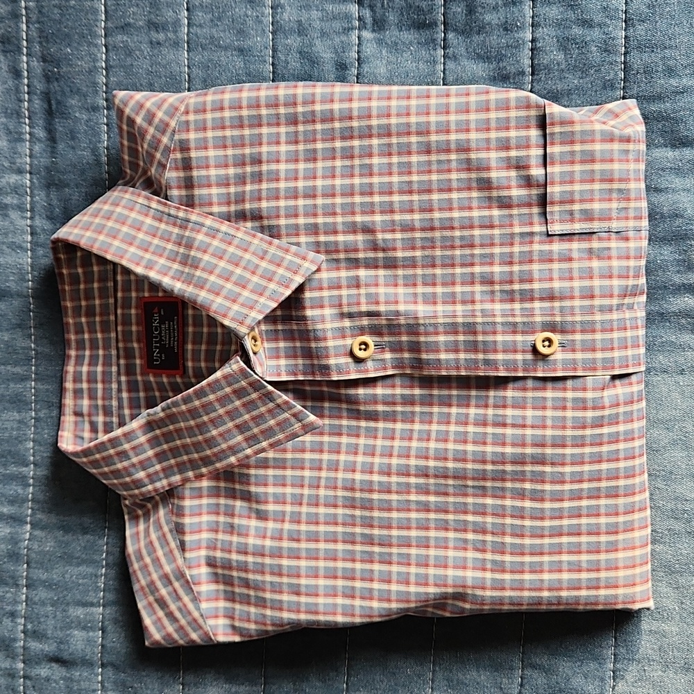 Untuckit wrinkle free plaid shirt, size large